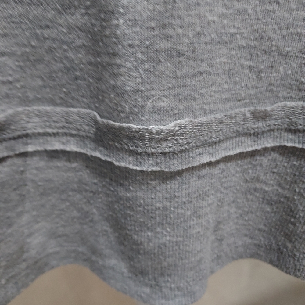 Womans L short sleeve pullover shirt - Picture 4 of 9